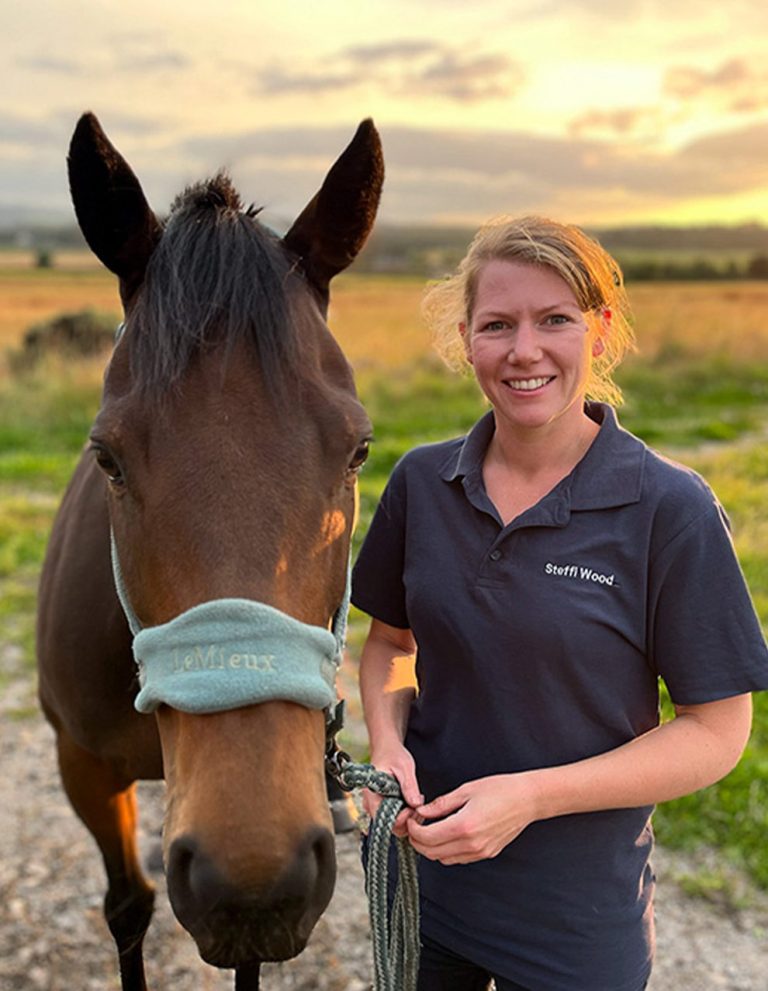 Steffi Wood with horse